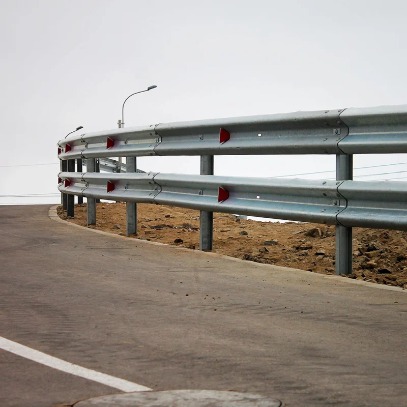 instalacion hincado de guardavias barandillas y barreras de seguridad en peru ccima