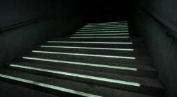 Senalizacion Escaleras: 7 Estrategias Imprescindibles 2026